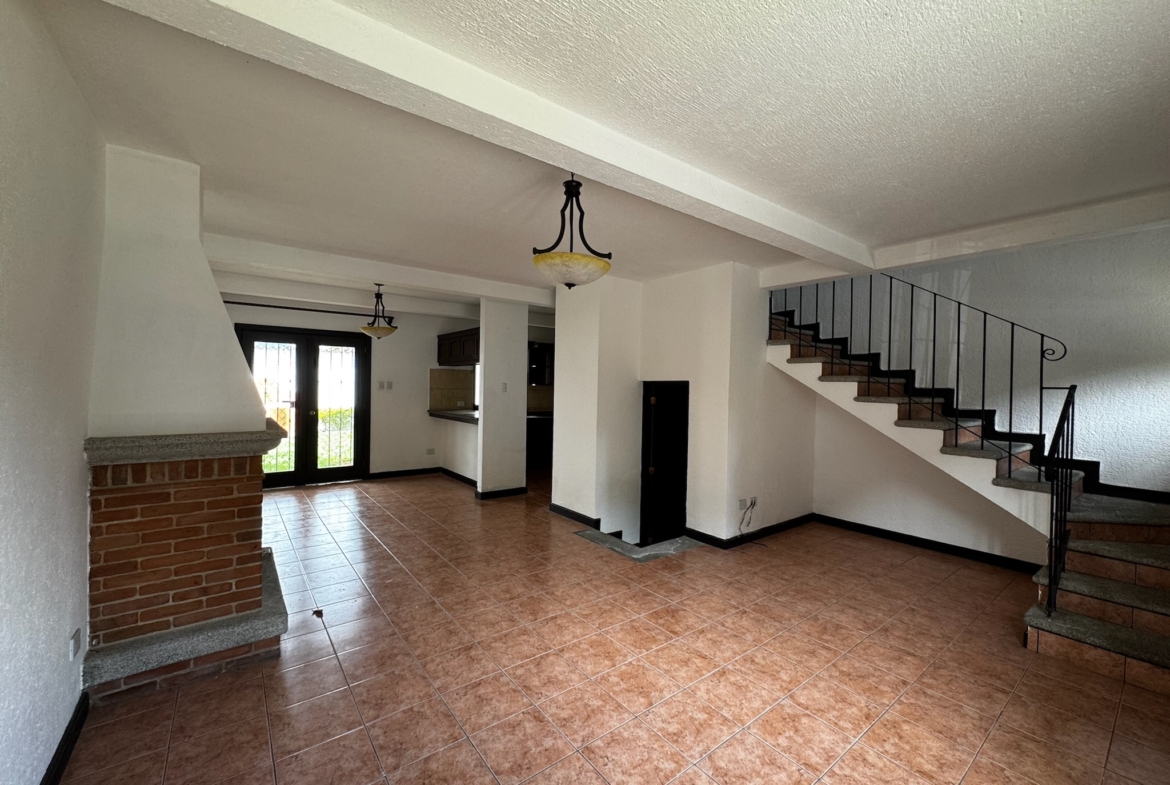 CASA EN ALQUILER EN ANTIGUA GUATEMALA