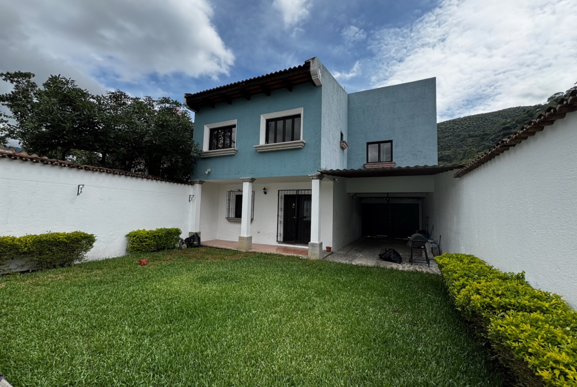 CASA EN ALQUILER EN ANTIGUA GUATEMALA