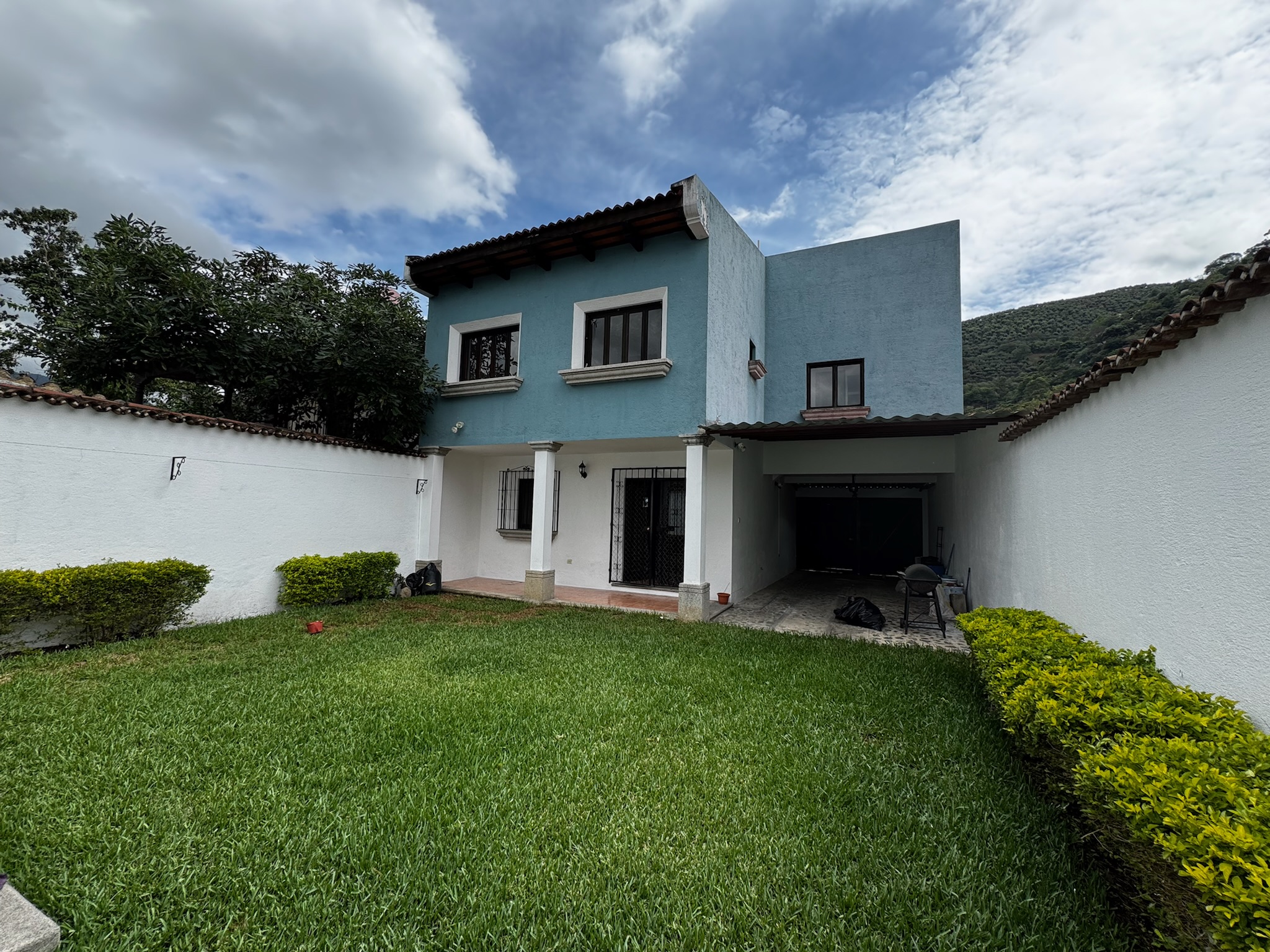 CASA EN ALQUILER EN ANTIGUA GUATEMALA