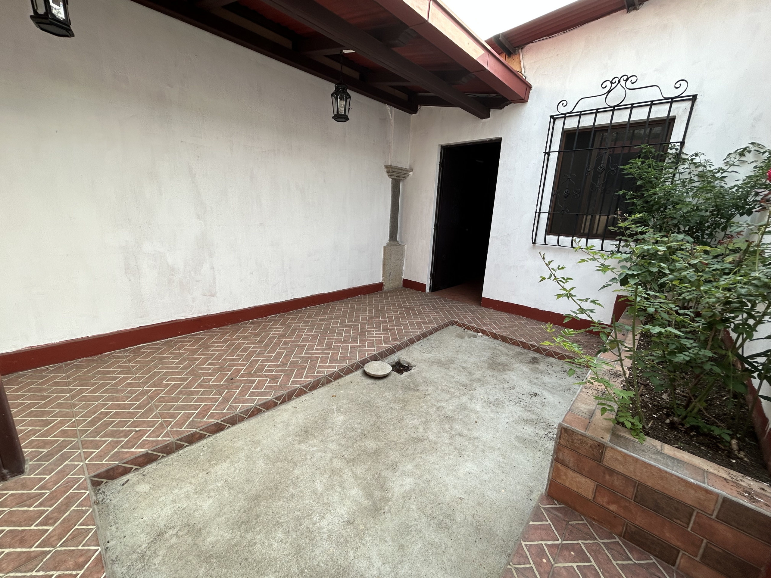 APARTAMENTO EN ALQUILER EN ANTIGUA GUATEMALA
