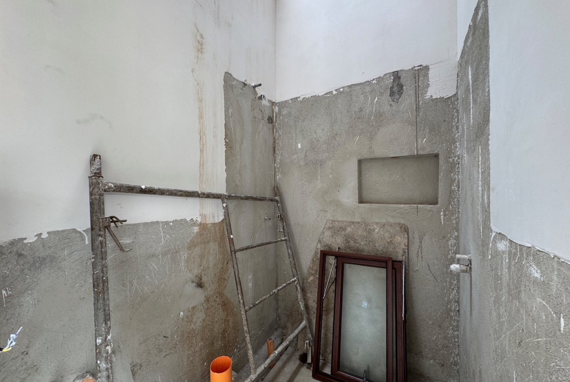 CASA EN CONSTRUCCIÓN EN VENTA EN ANTIGUA GUATEMALA