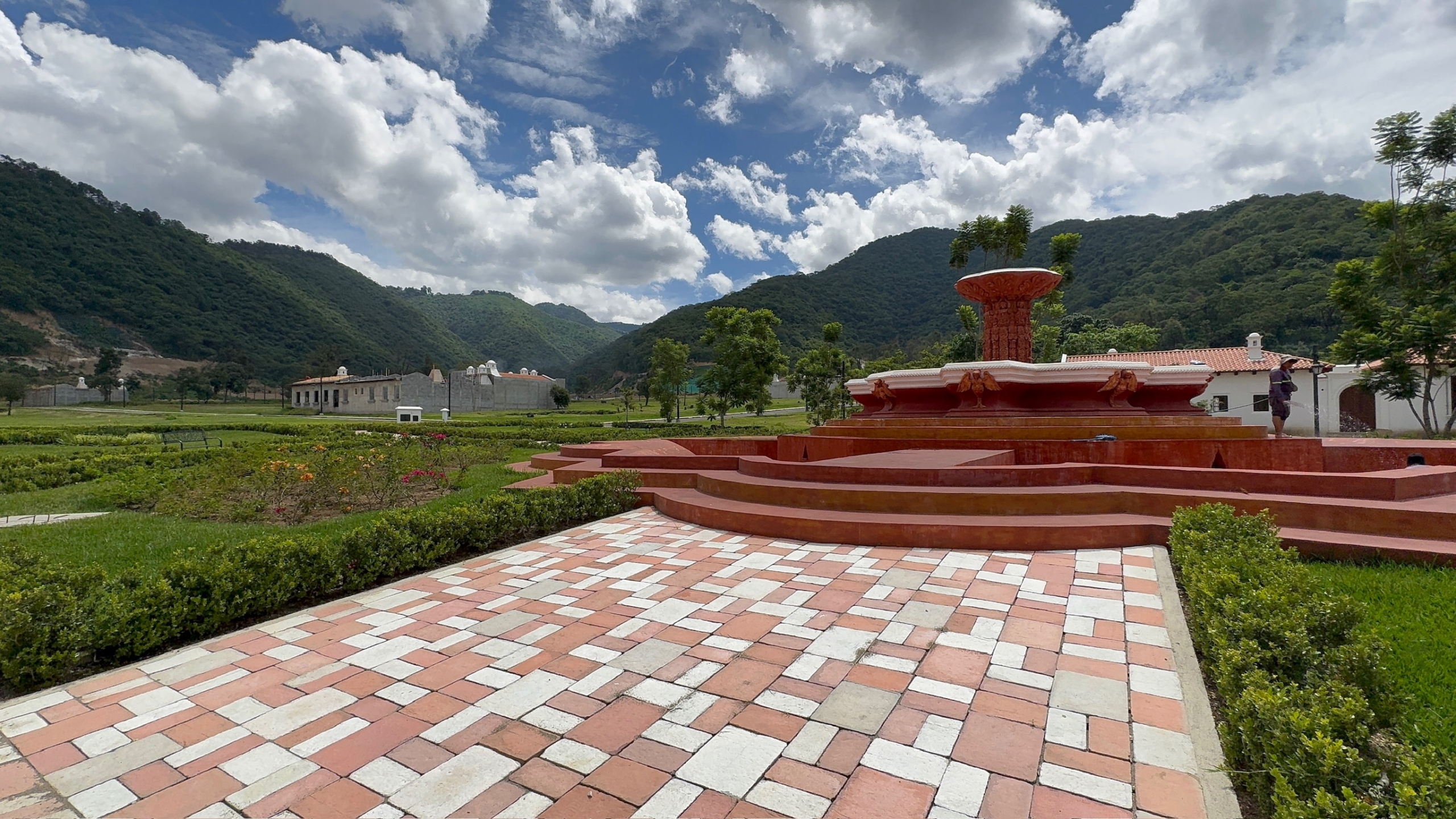 PASEO ANTIGUA AREAS COMUNES