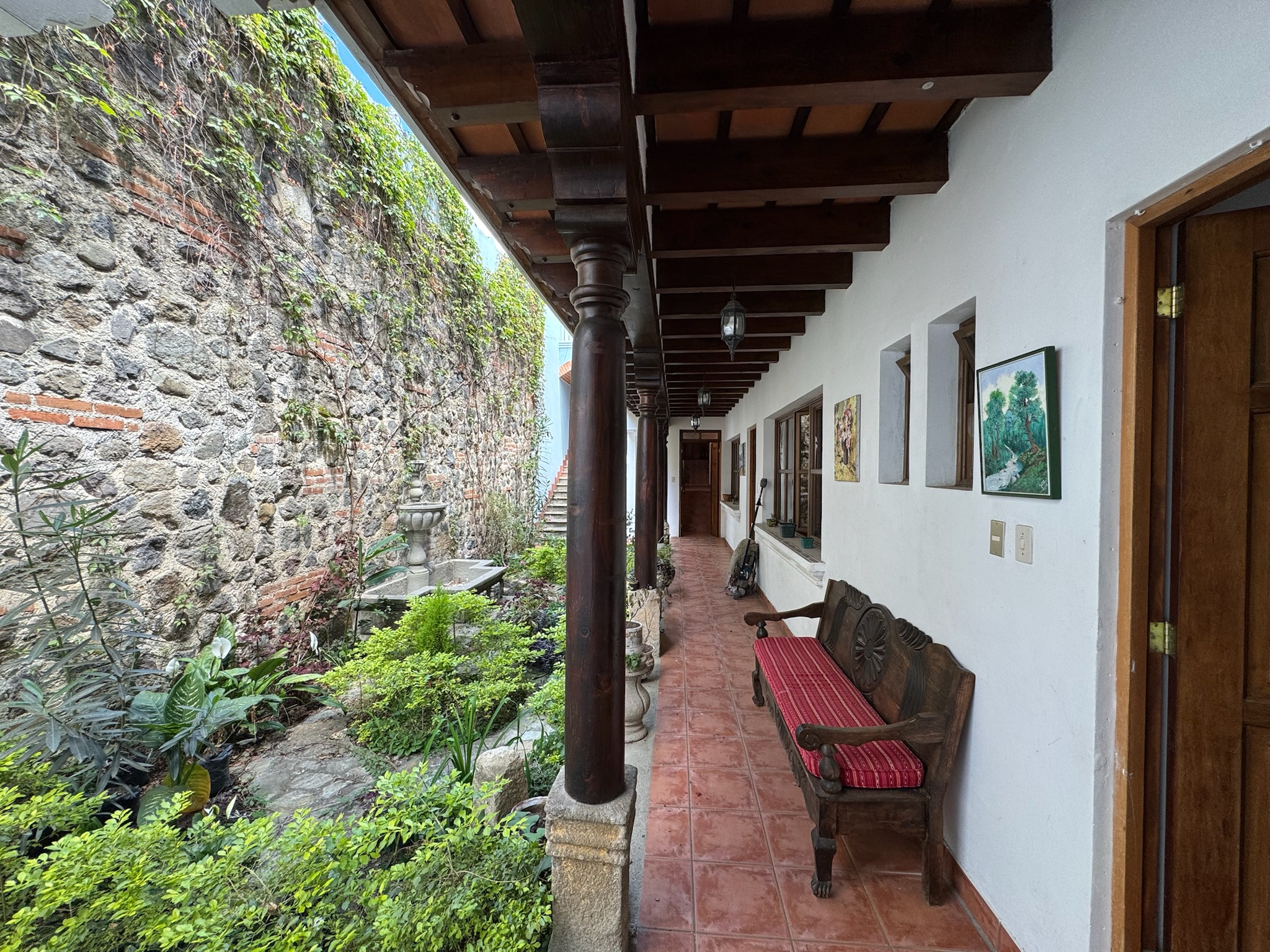 CASA EN ALQUILER EN ANTIGUA GUATEMALA