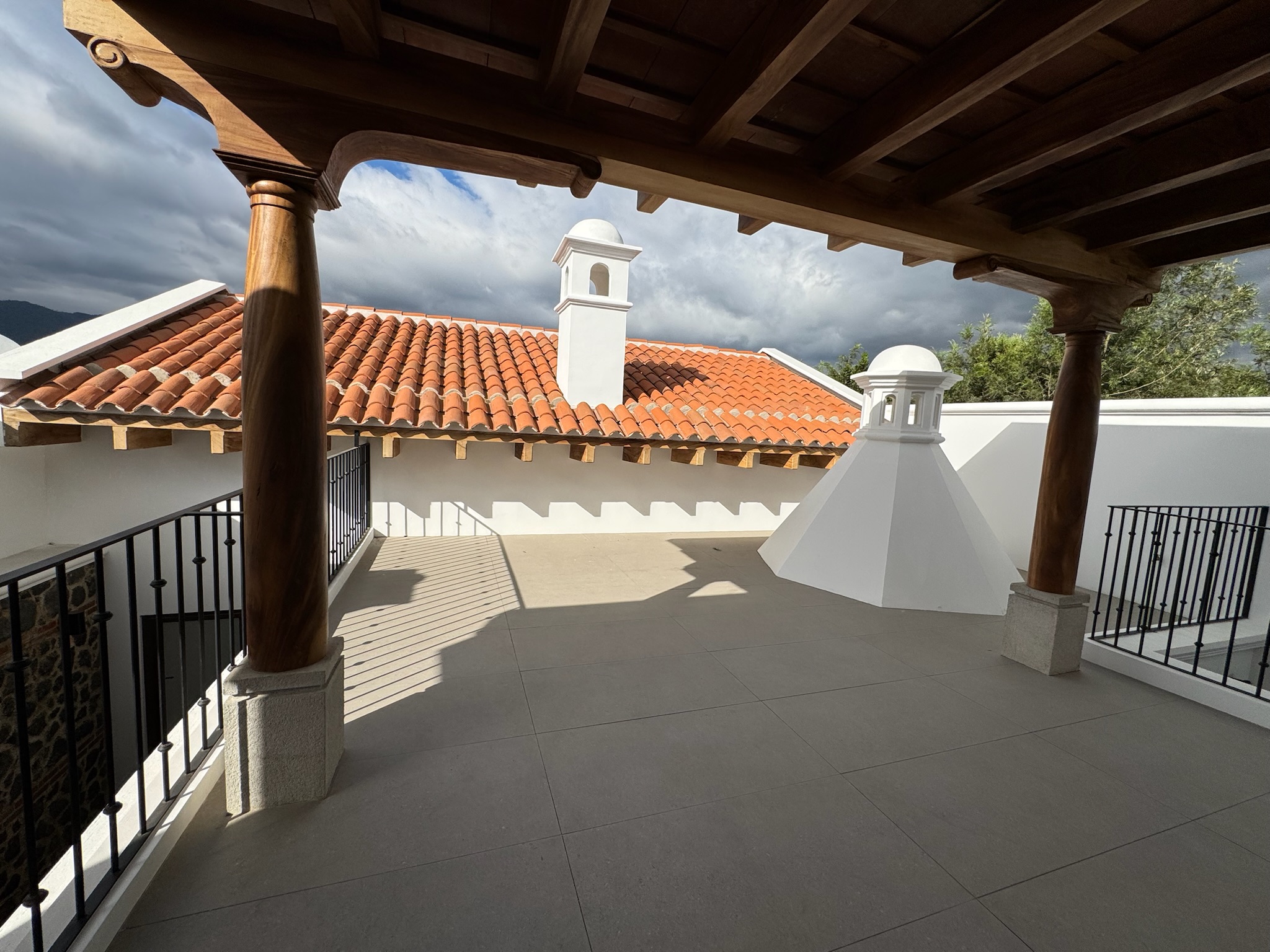 CASA EN VENTA EN ANTIGUA GUATEMALA
