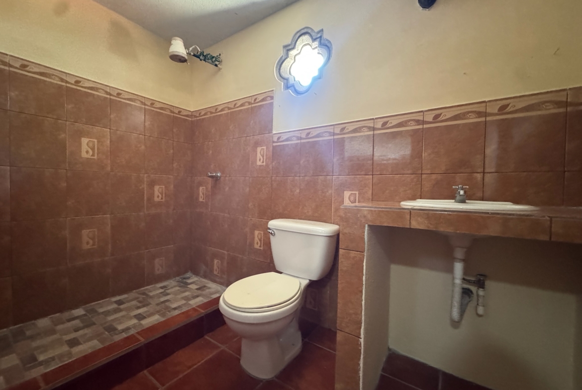 CASA EN VENTA EN ANTIGUA GUATEMALA