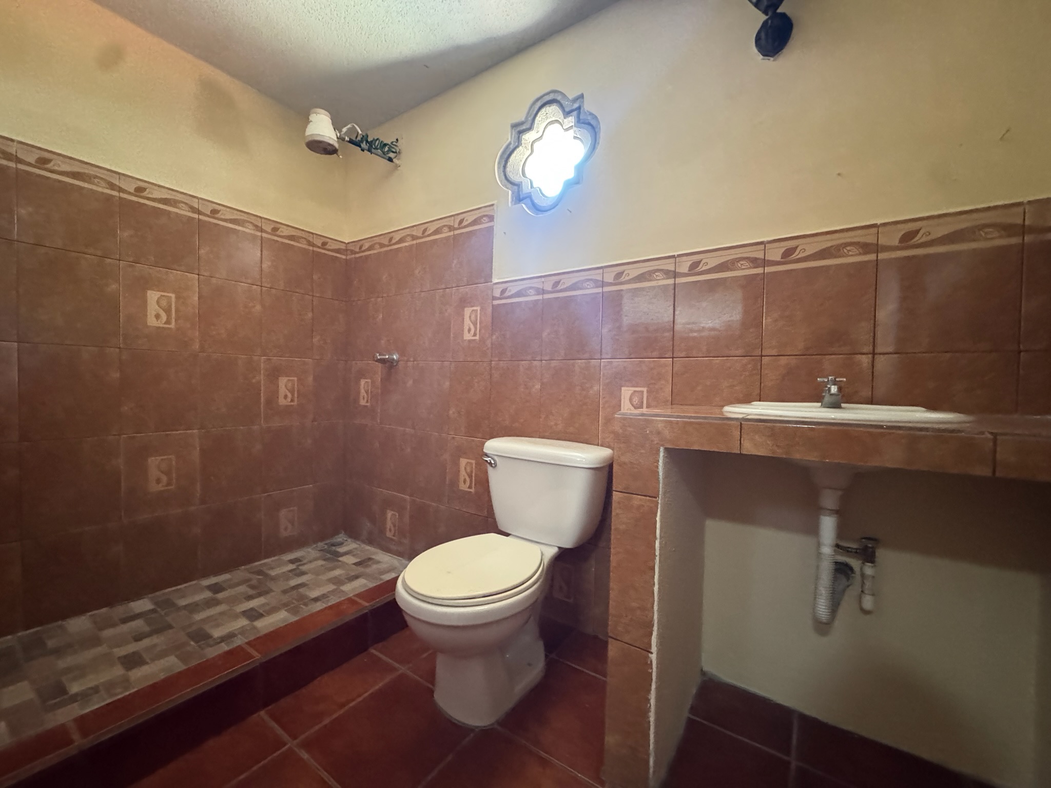 CASA EN VENTA EN ANTIGUA GUATEMALA