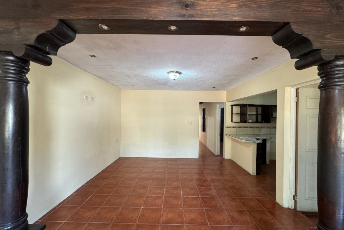 CASA EN VENTA EN ANTIGUA GUATEMALA