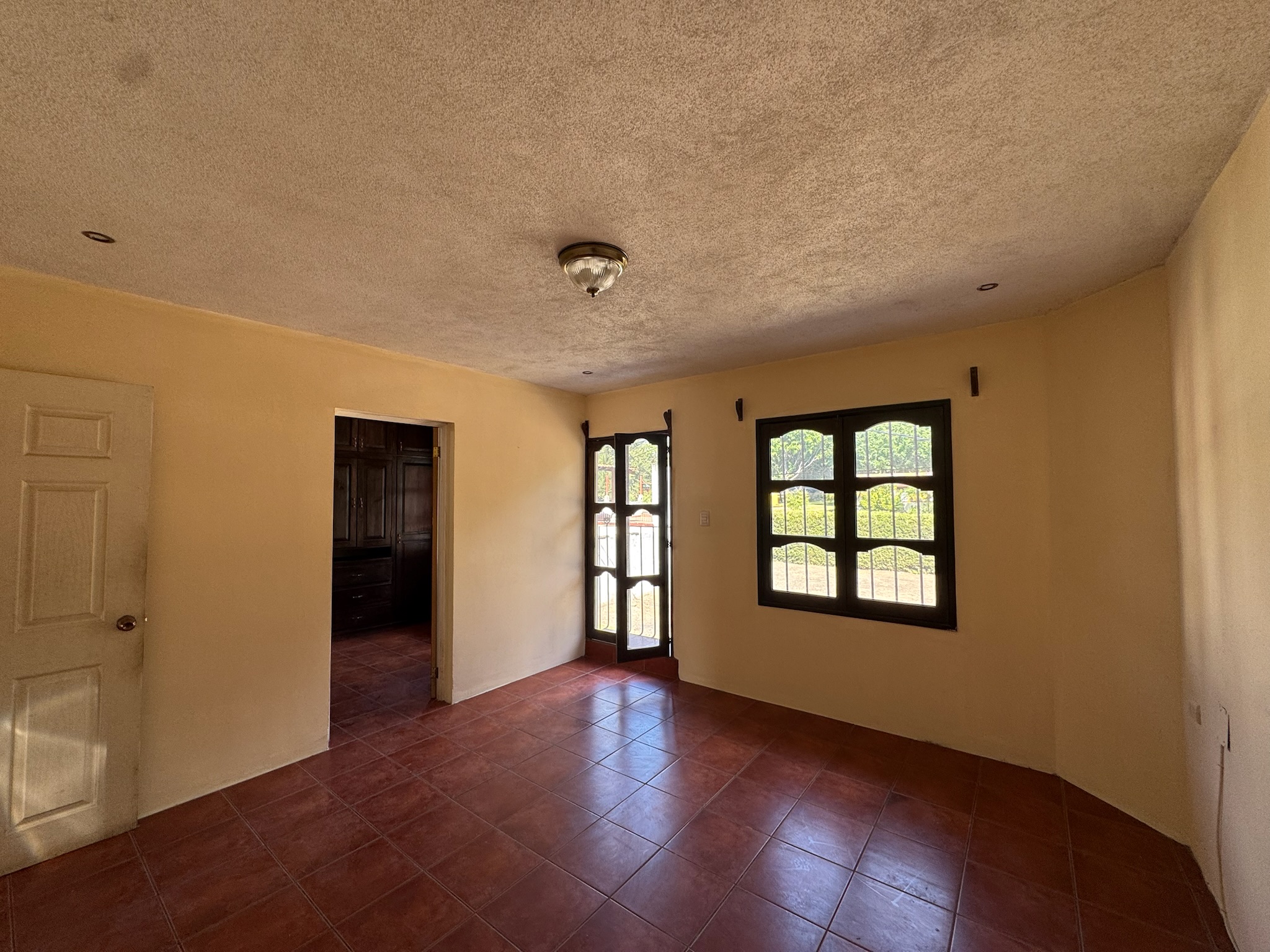 CASA EN VENTA EN ANTIGUA GUATEMALA