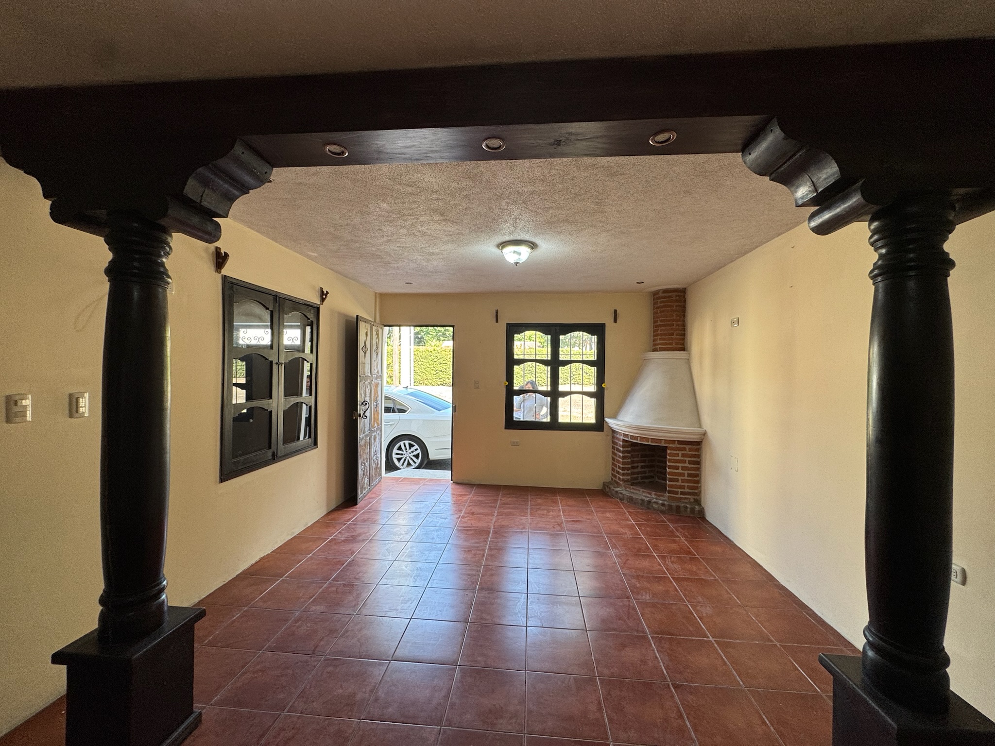 CASA EN VENTA EN ANTIGUA GUATEMALA