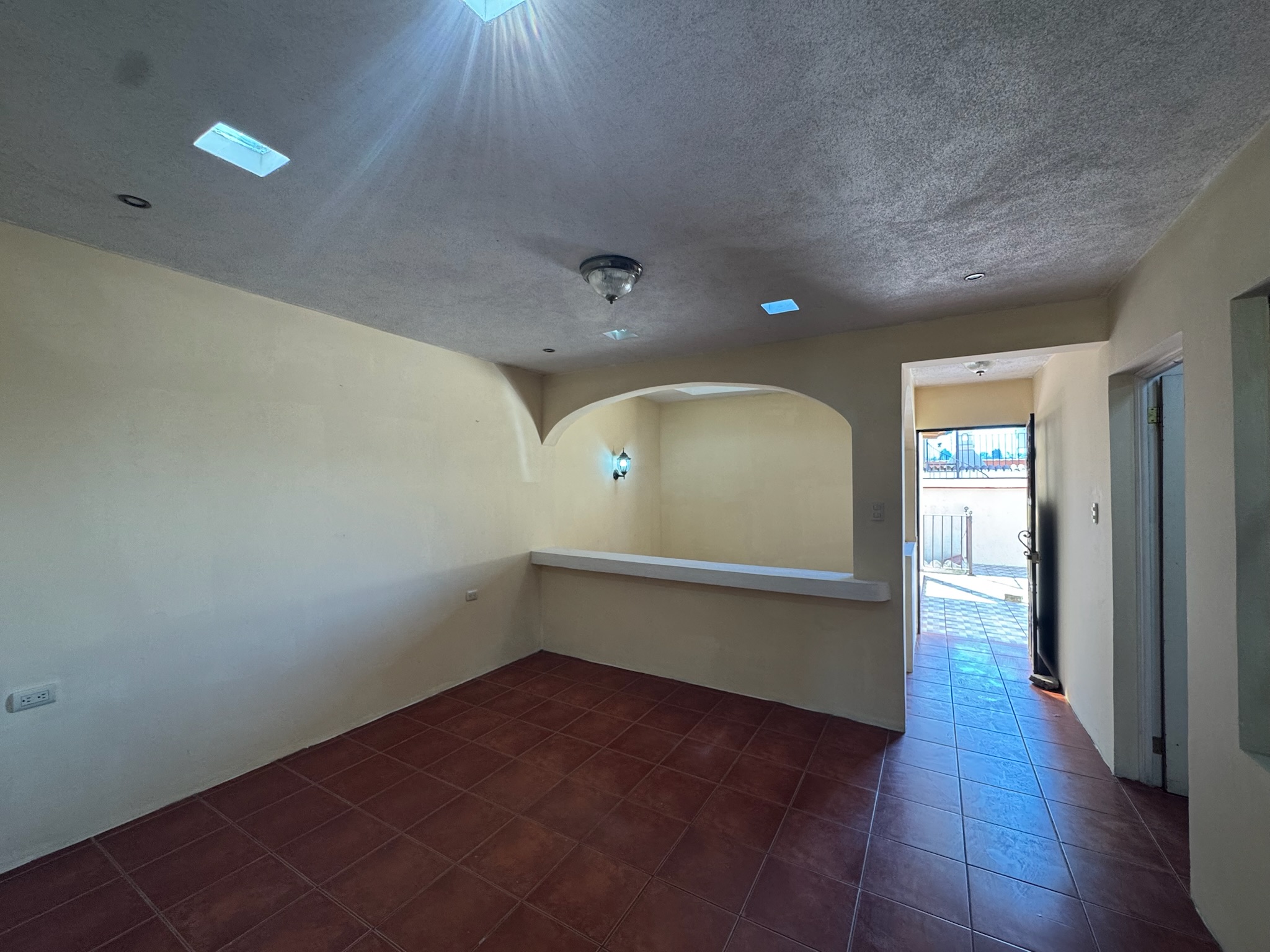 CASA EN VENTA EN ANTIGUA GUATEMALA