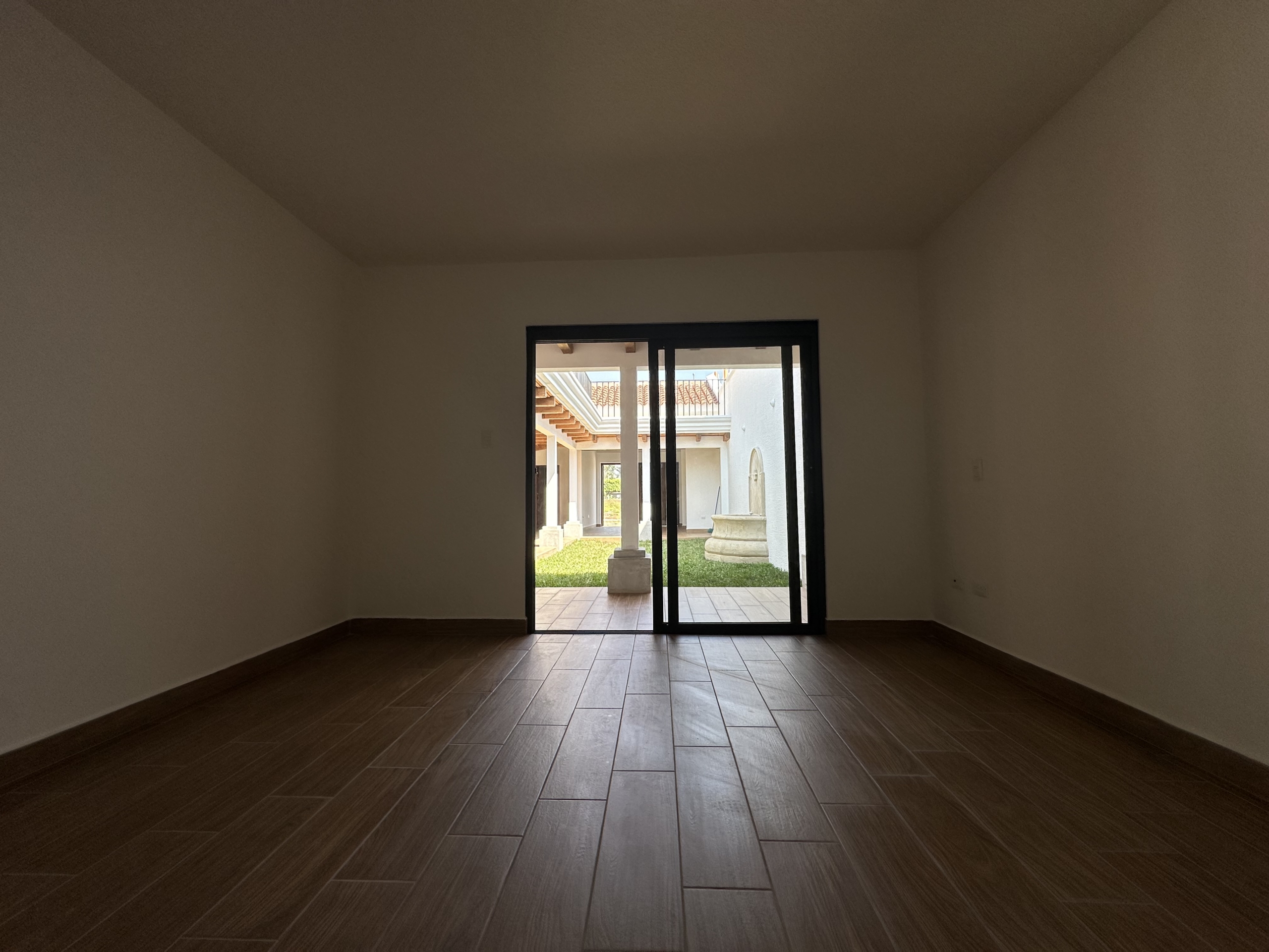CASA EN VENTA EN ANTIGUA GUATEMALA