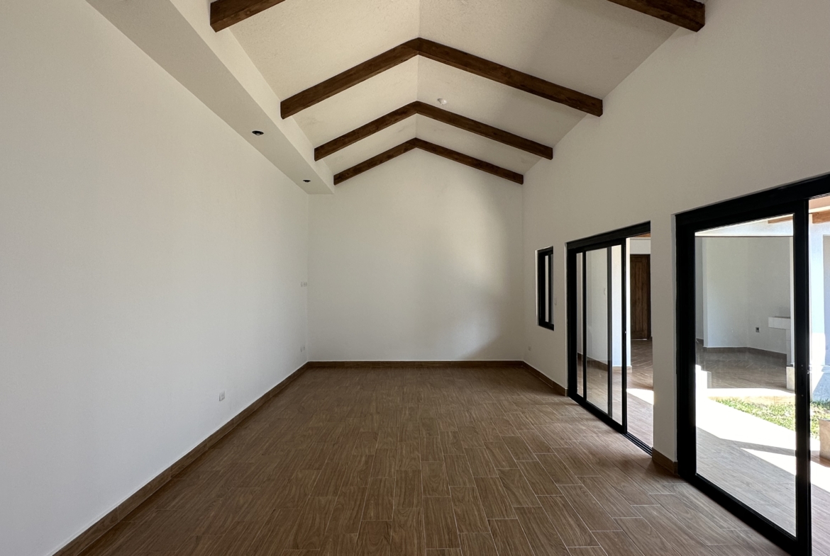 CASA EN VENTA EN ANTIGUA GUATEMALA
