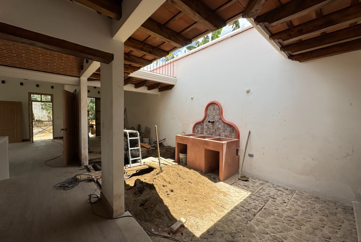CASA EN VENTA EN ANTIGUA GUATEMALA