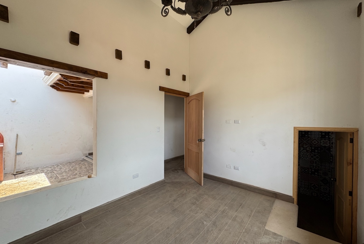 CASA EN VENTA EN ANTIGUA GUATEMALA
