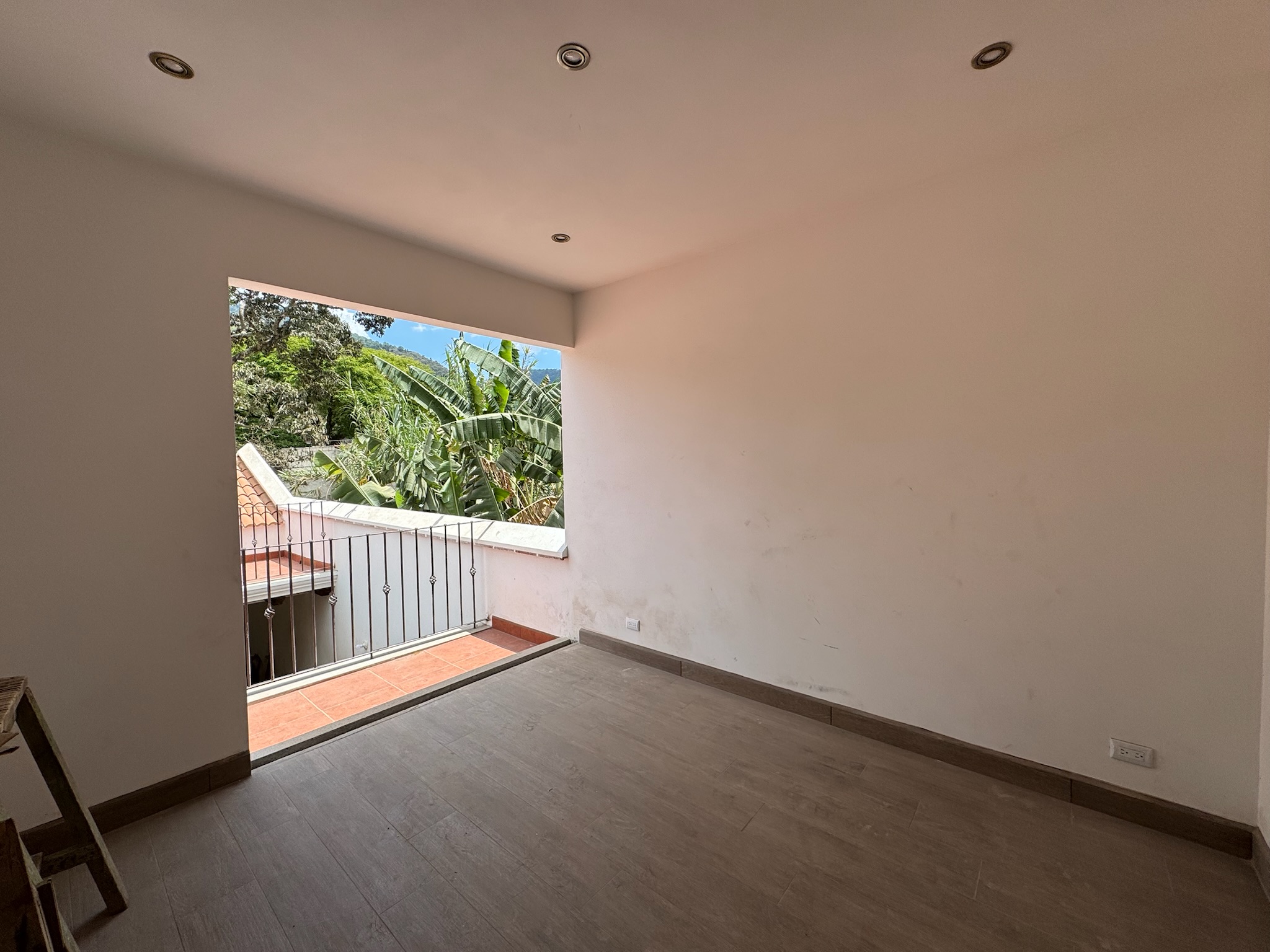 CASA EN VENTA EN ANTIGUA GUATEMALA