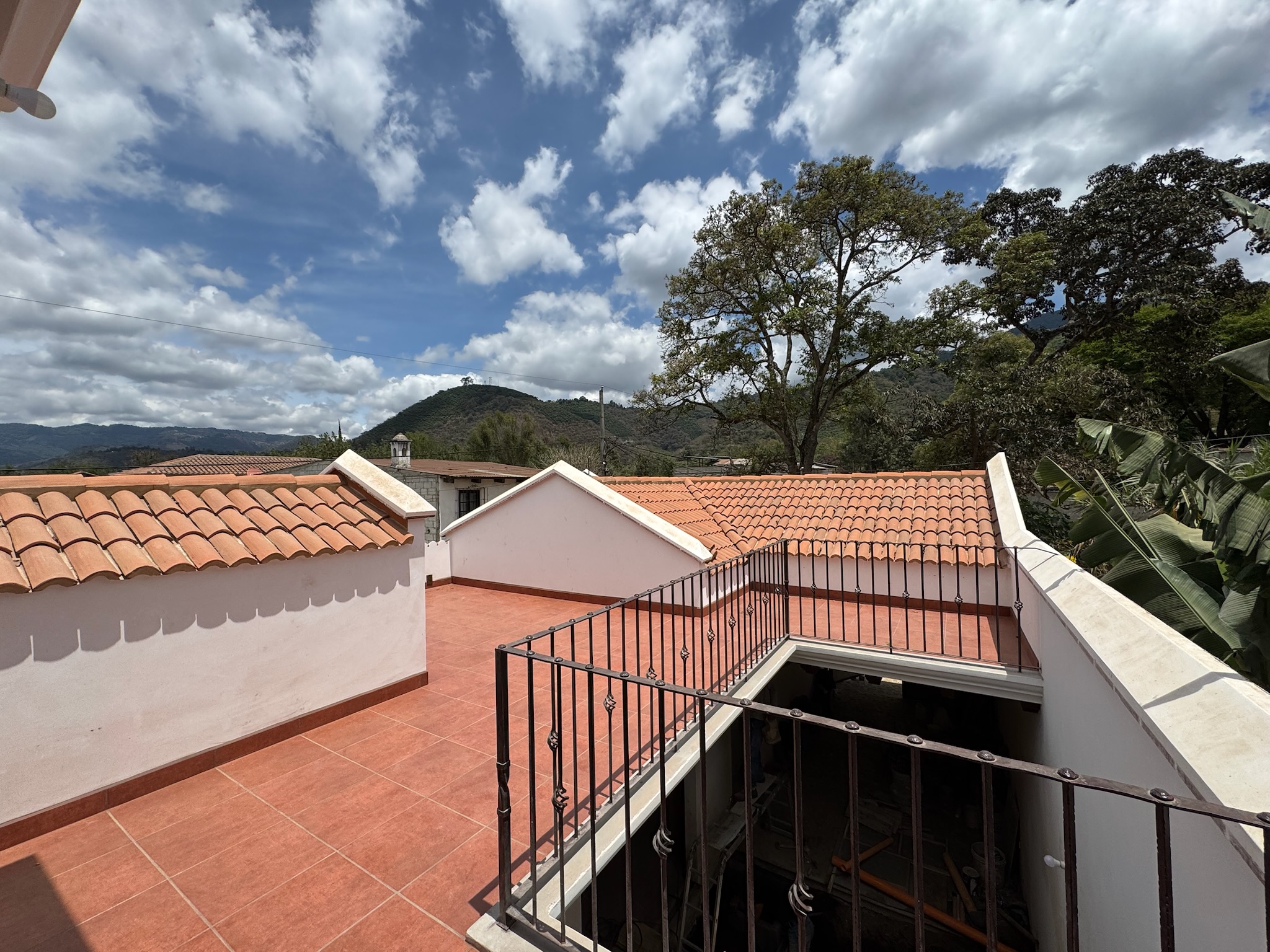 CASA EN VENTA EN ANTIGUA GUATEMALA