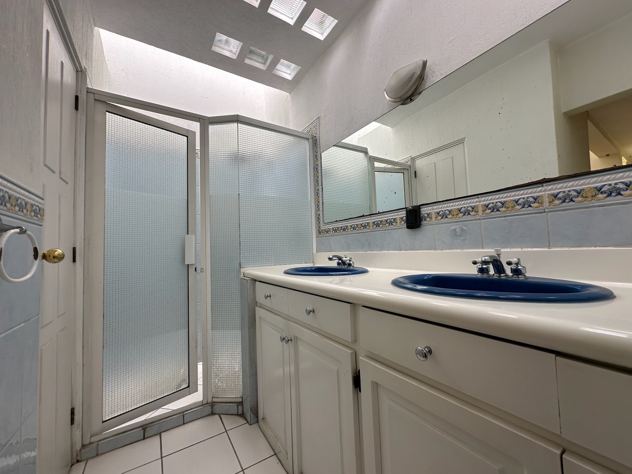 CASA EN VENTA EN CIUDAD DE GUATEMALA
