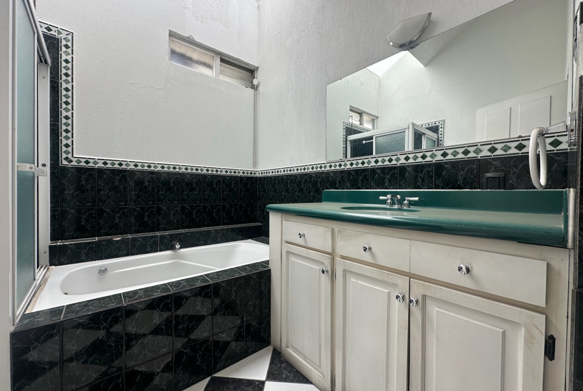CASA EN VENTA EN CIUDAD DE GUATEMALA