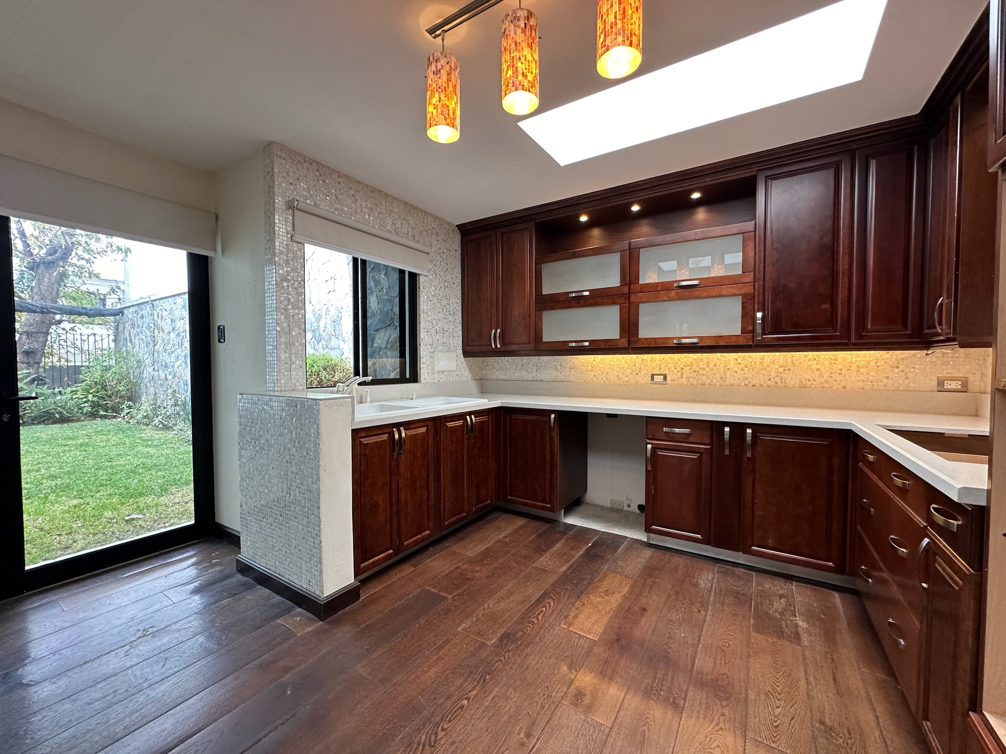 CASA EN VENTA EN CIUDAD DE GUATEMALA