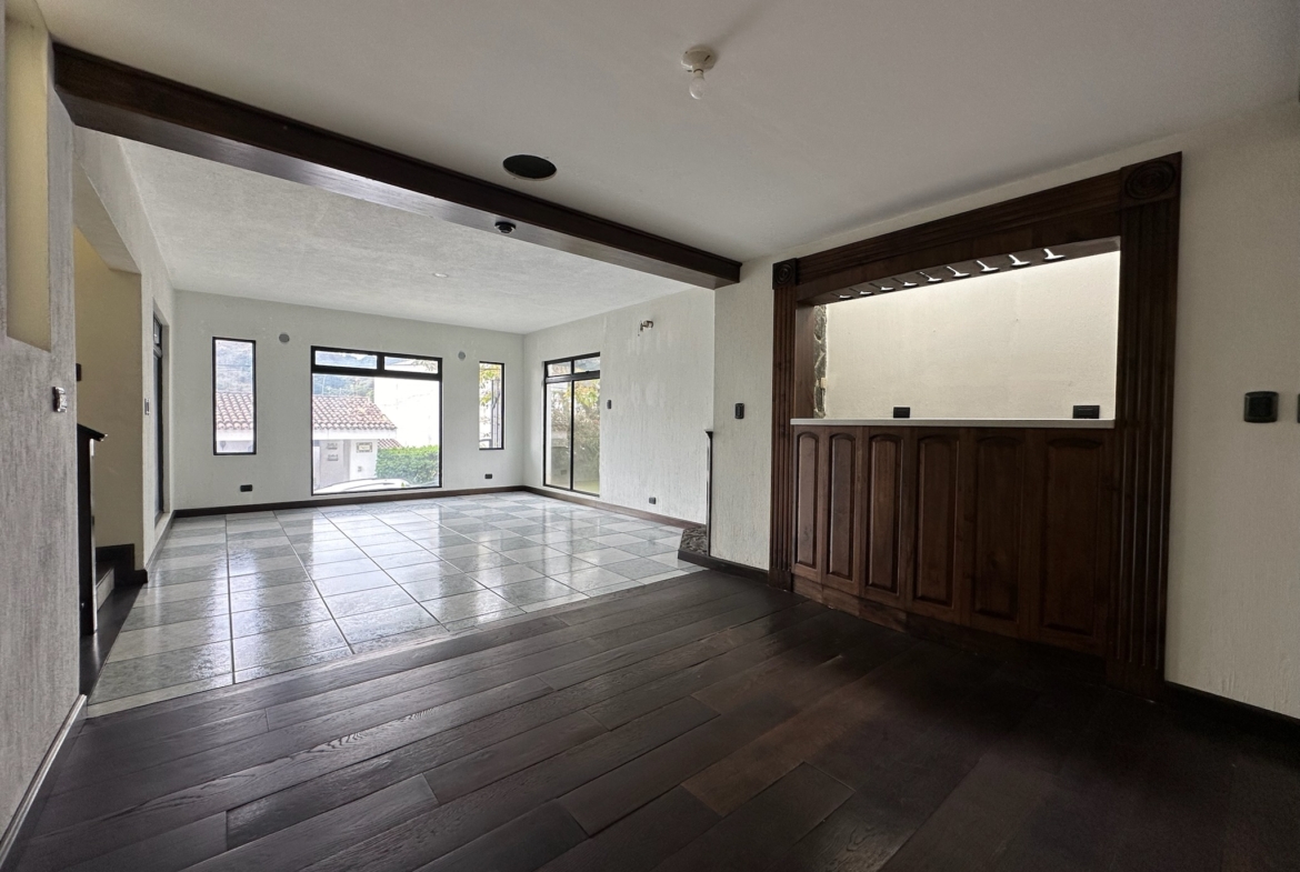 CASA EN VENTA EN CIUDAD DE GUATEMALA