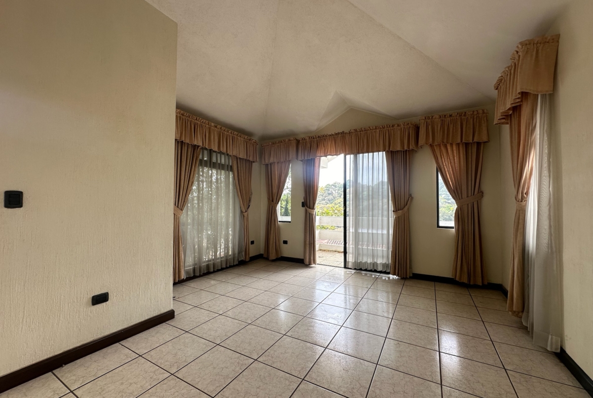 CASA EN VENTA EN CIUDAD DE GUATEMALA