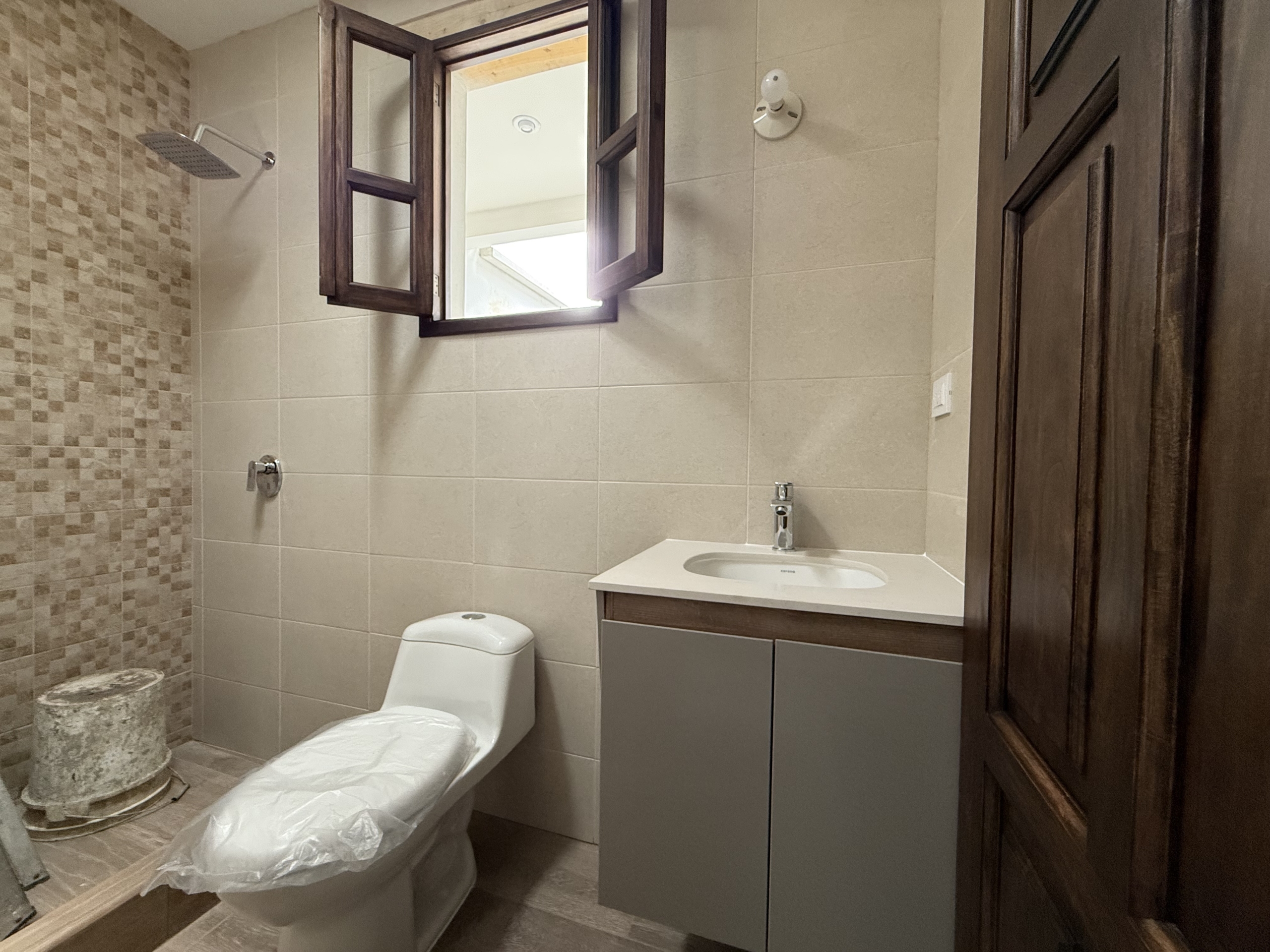 APARTAMENTO EN VENTA EN CONSTRUCCIÓN EN ANTIGUA GUATEMALA
