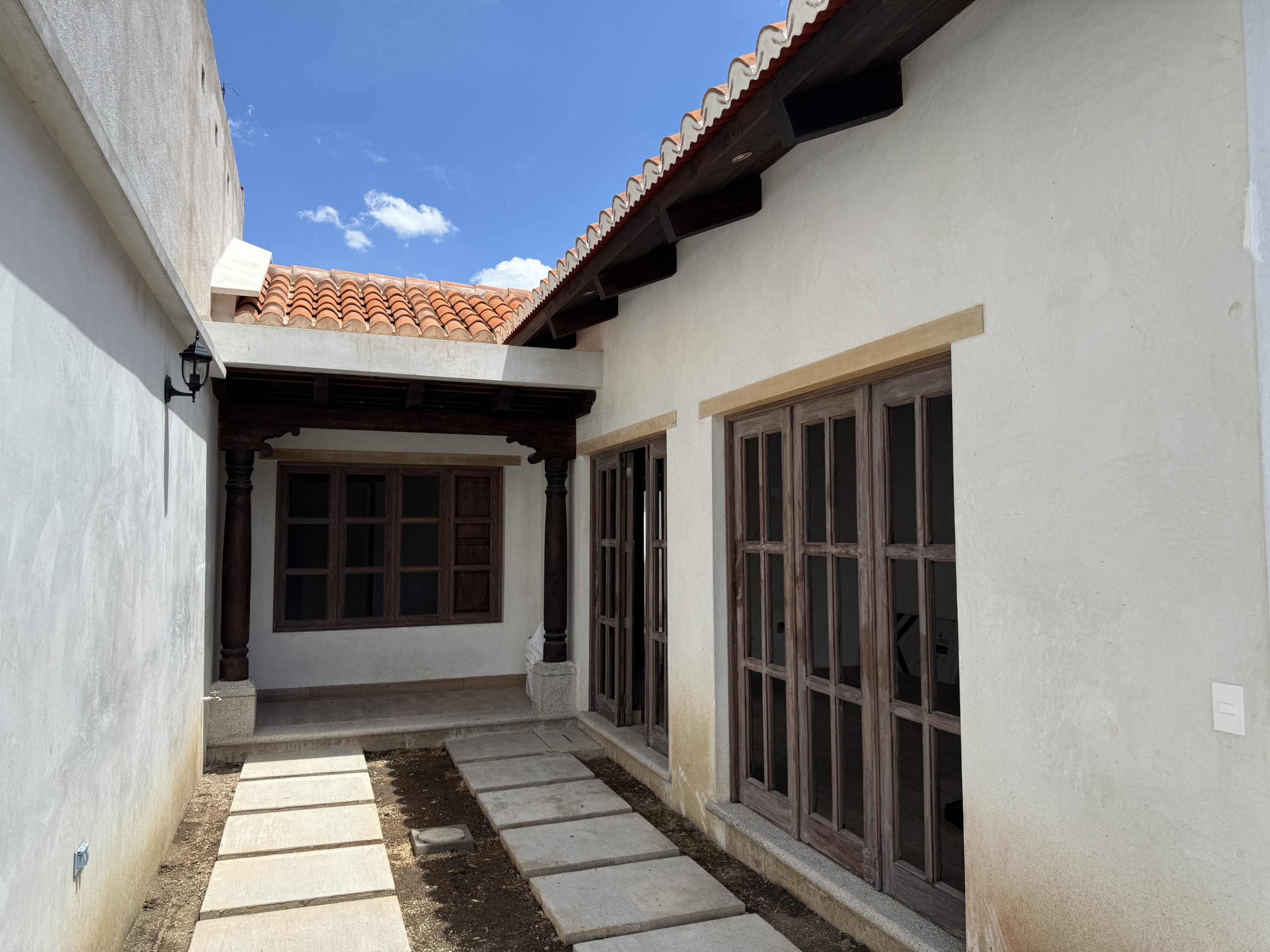 APARTAMENTO EN VENTA EN CONSTRUCCIÓN EN ANTIGUA GUATEMALA