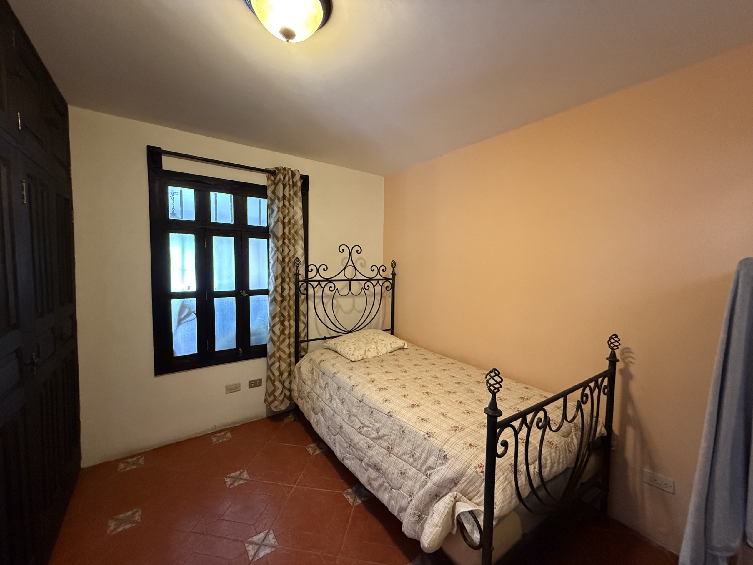 CASA AMUEBLADA EN ALQUILER EN ANTIGUA GUATEMALA