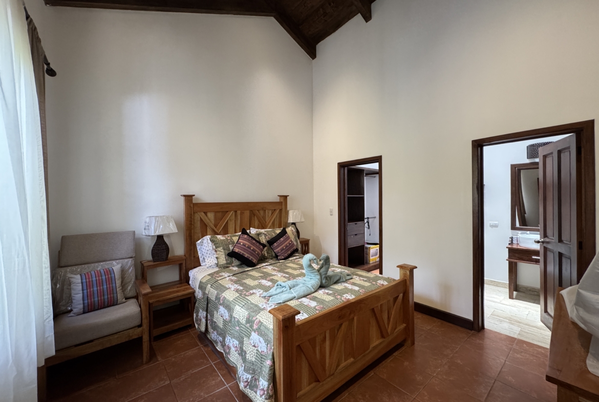 CASA EN ALQUILER AMUEBLADA EN ANTIGUA GUATEMALA