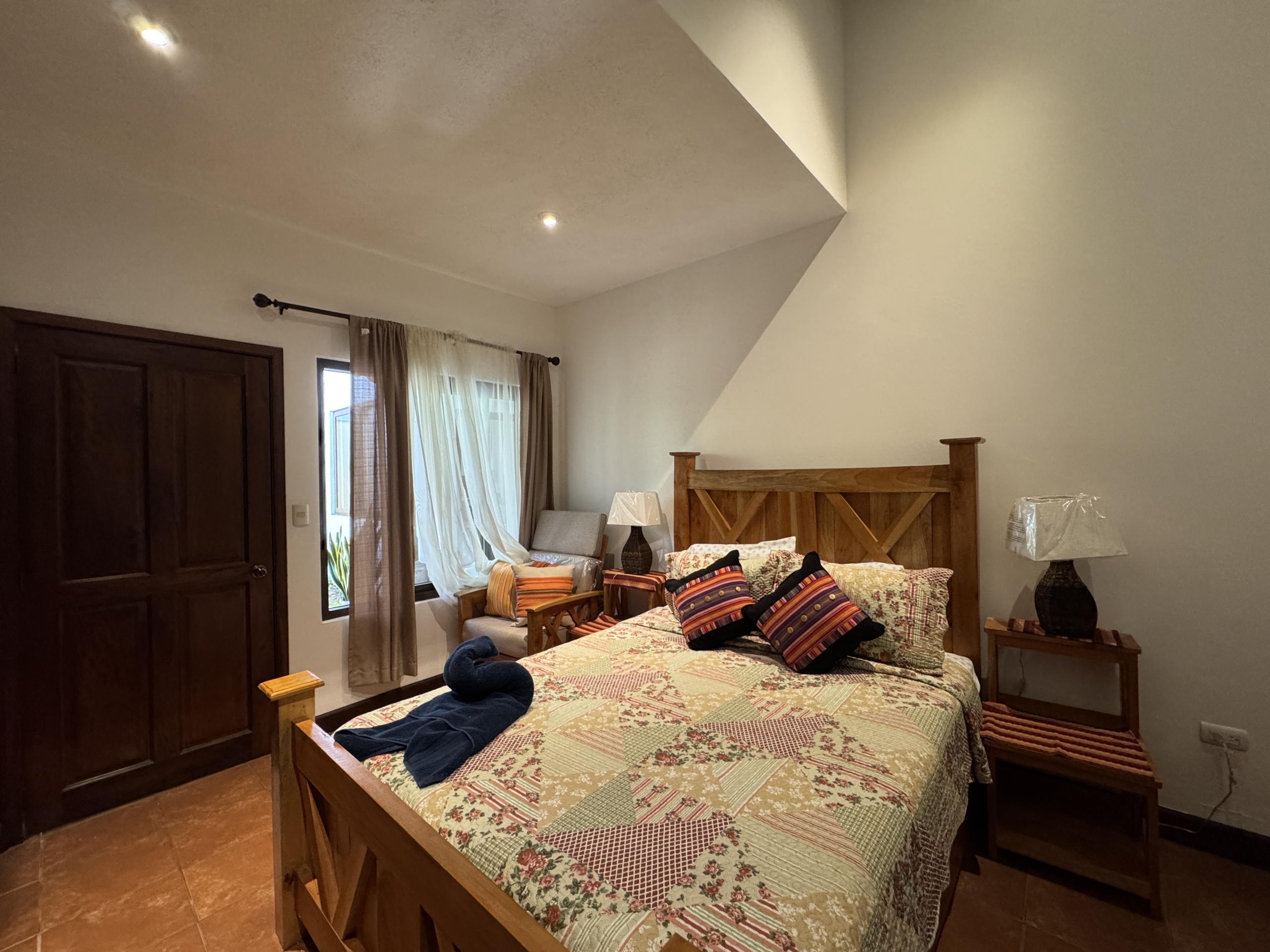 CASA EN ALQUILER AMUEBLADA EN ANTIGUA GUATEMALA