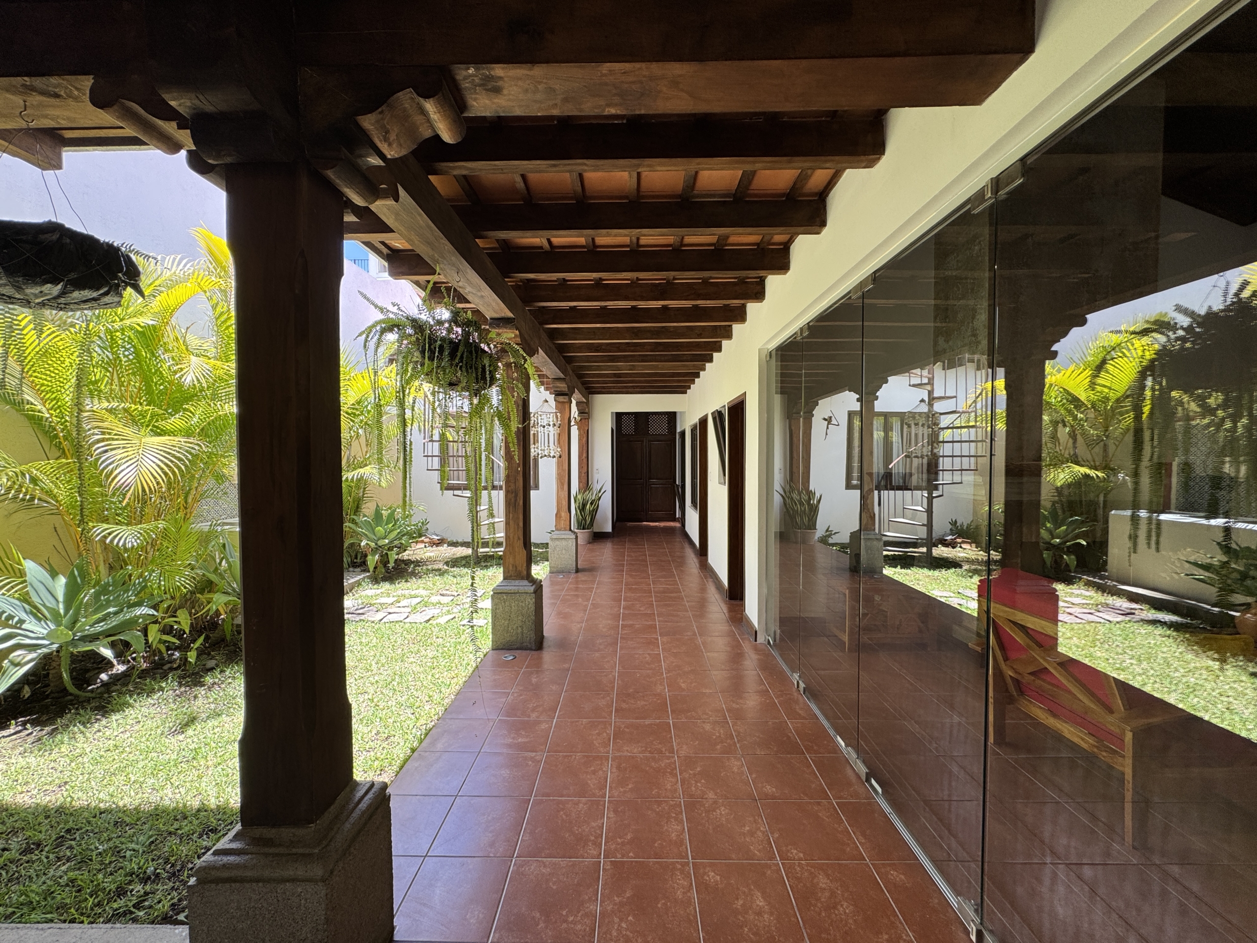 CASA EN ALQUILER AMUEBLADA EN ANTIGUA GUATEMALA