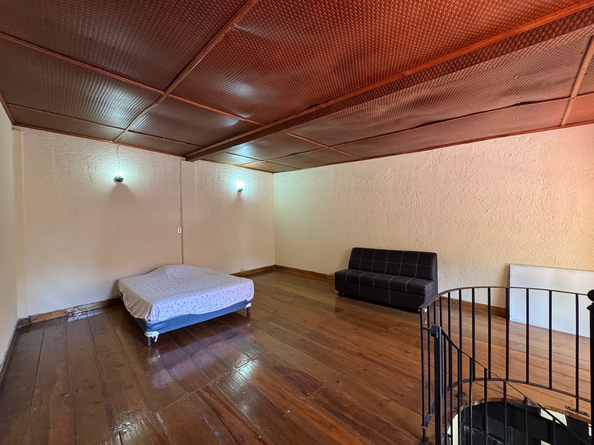 CASA EN ALQUILER EN ANTIGUA GUATEMALA