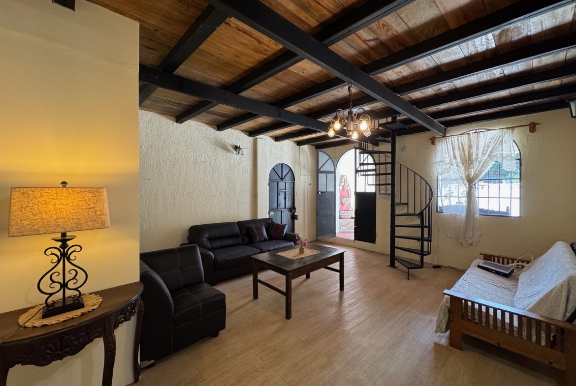 CASA EN ALQUILER EN ANTIGUA GUATEMALA