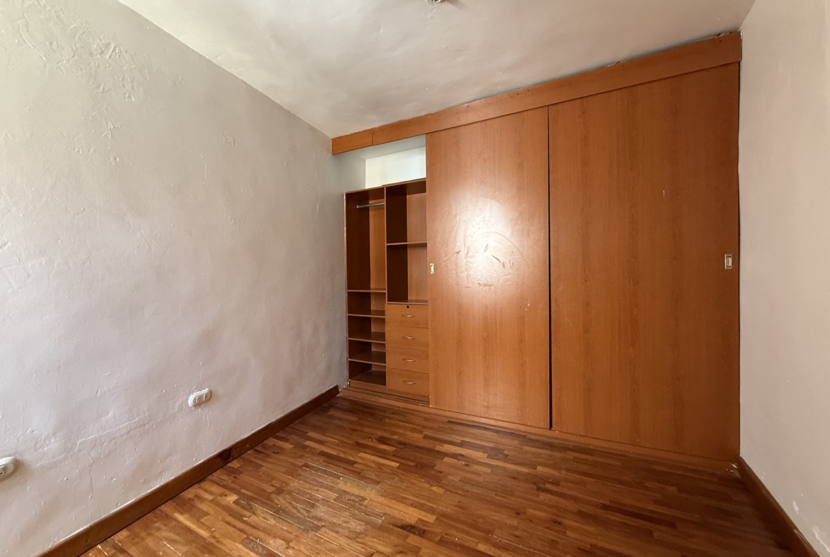 CASA EN ALQUILER EN SAN LUCAS SACATEPÉQUEZ