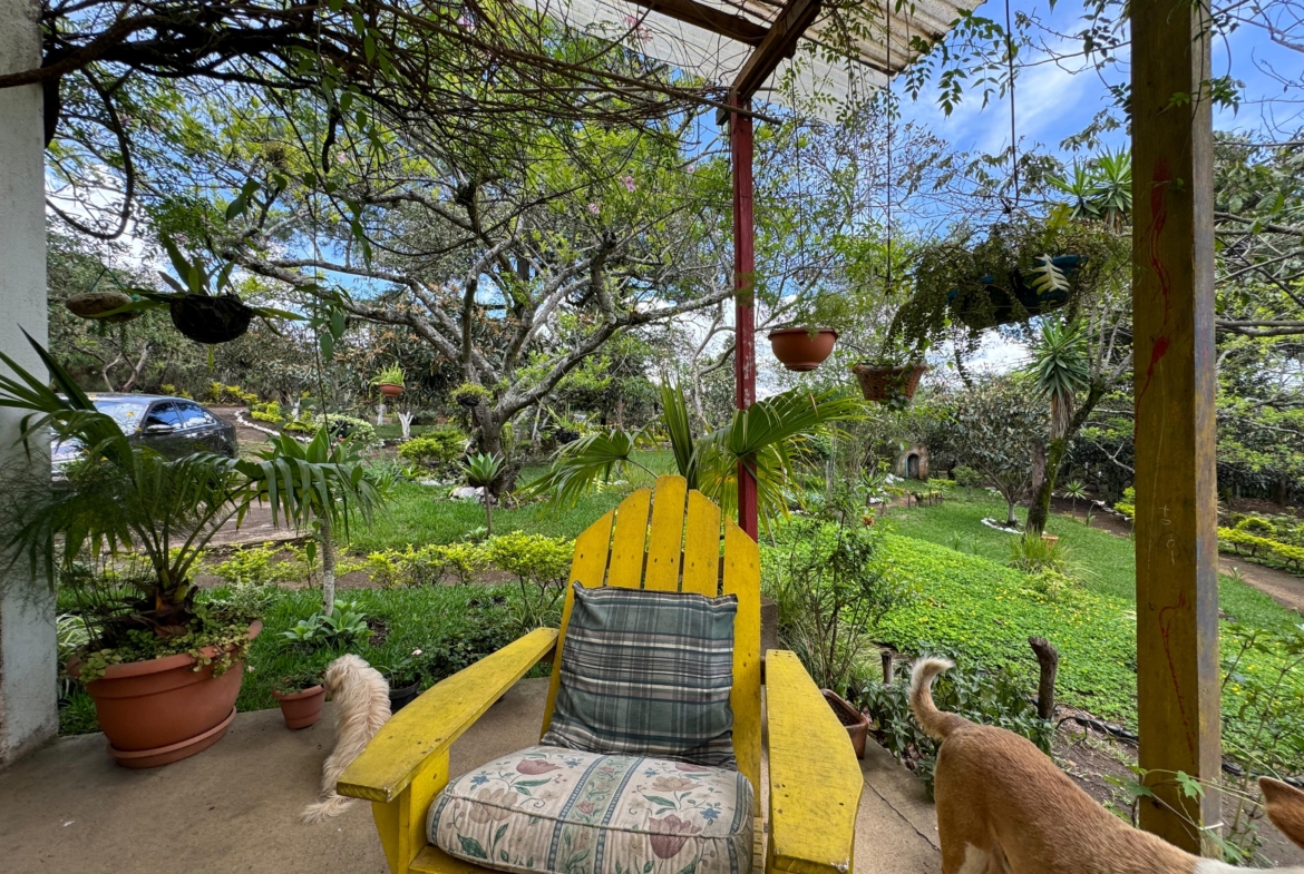 CASA EN VENTA EN ANTIGUA GUATEMALA