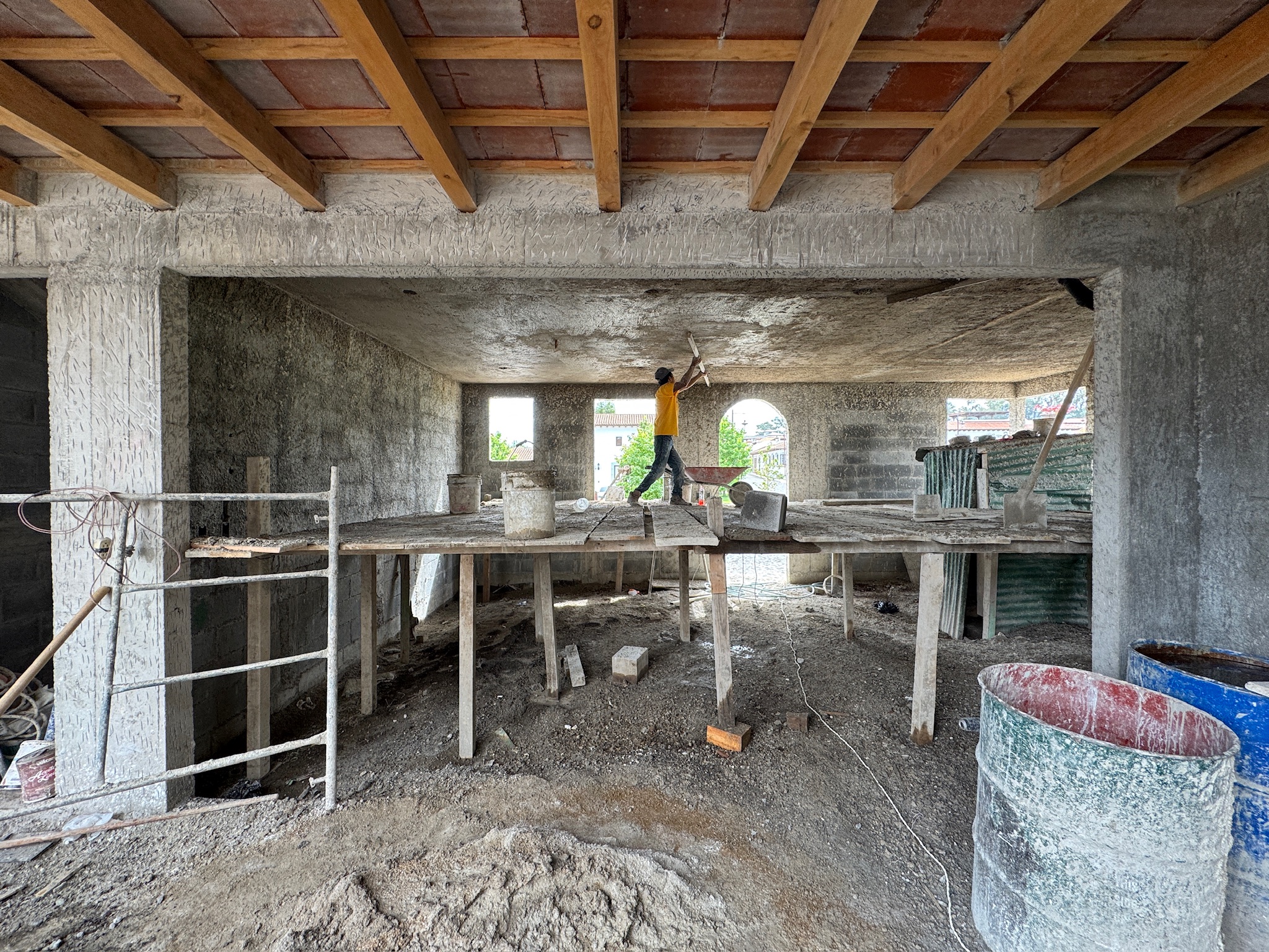 CASA EN CONSTRUCCIÓN EN VENTA EN ANTIGUA GUATEMALA