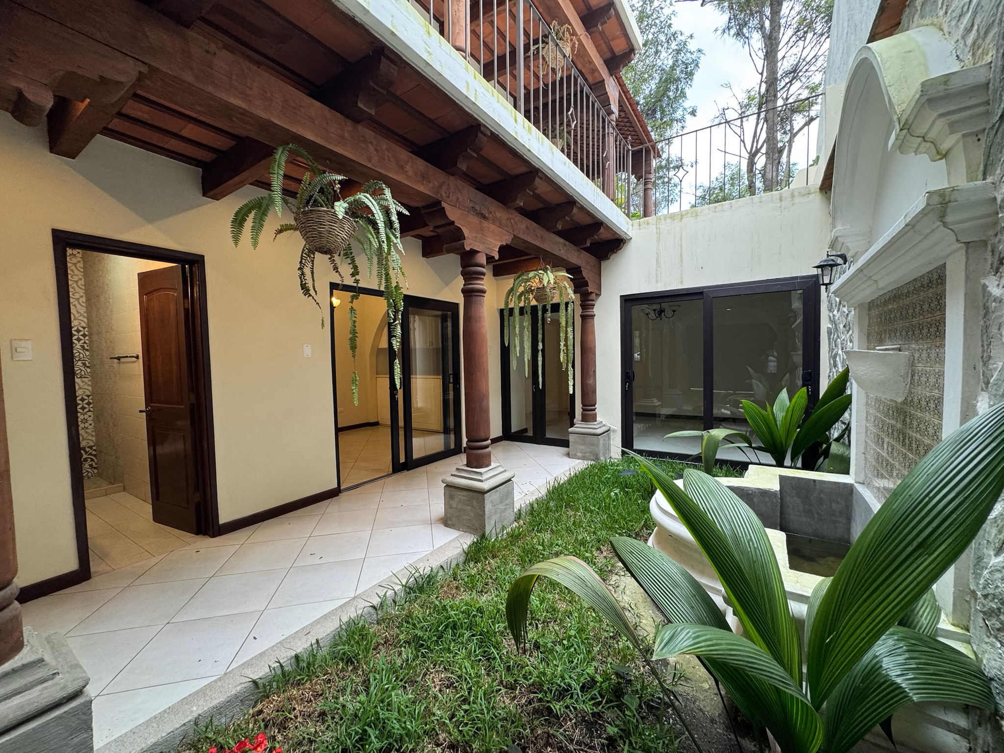 CASA EN VENTA EN ANTIGUA GARDENS