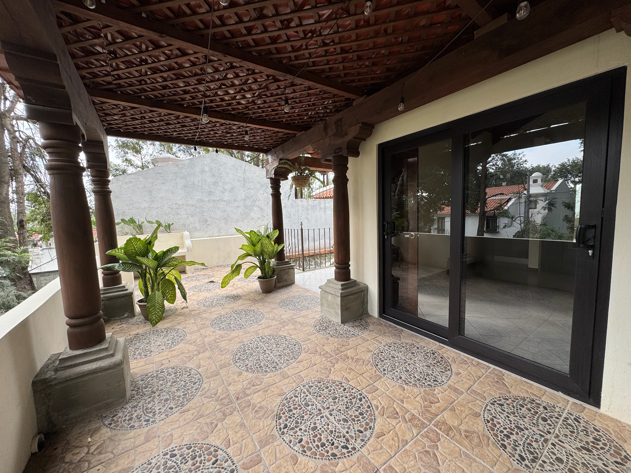 CASA EN VENTA EN ANTIGUA GARDENS