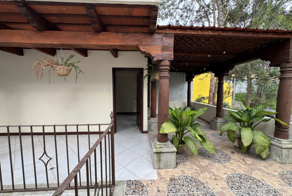 CASA EN VENTA EN ANTIGUA GARDENS