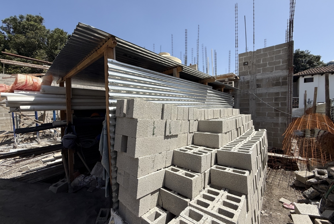 CASA EN VENTA EN CONSTRUCCIÓN EN ANTIGUA GUATEMALA