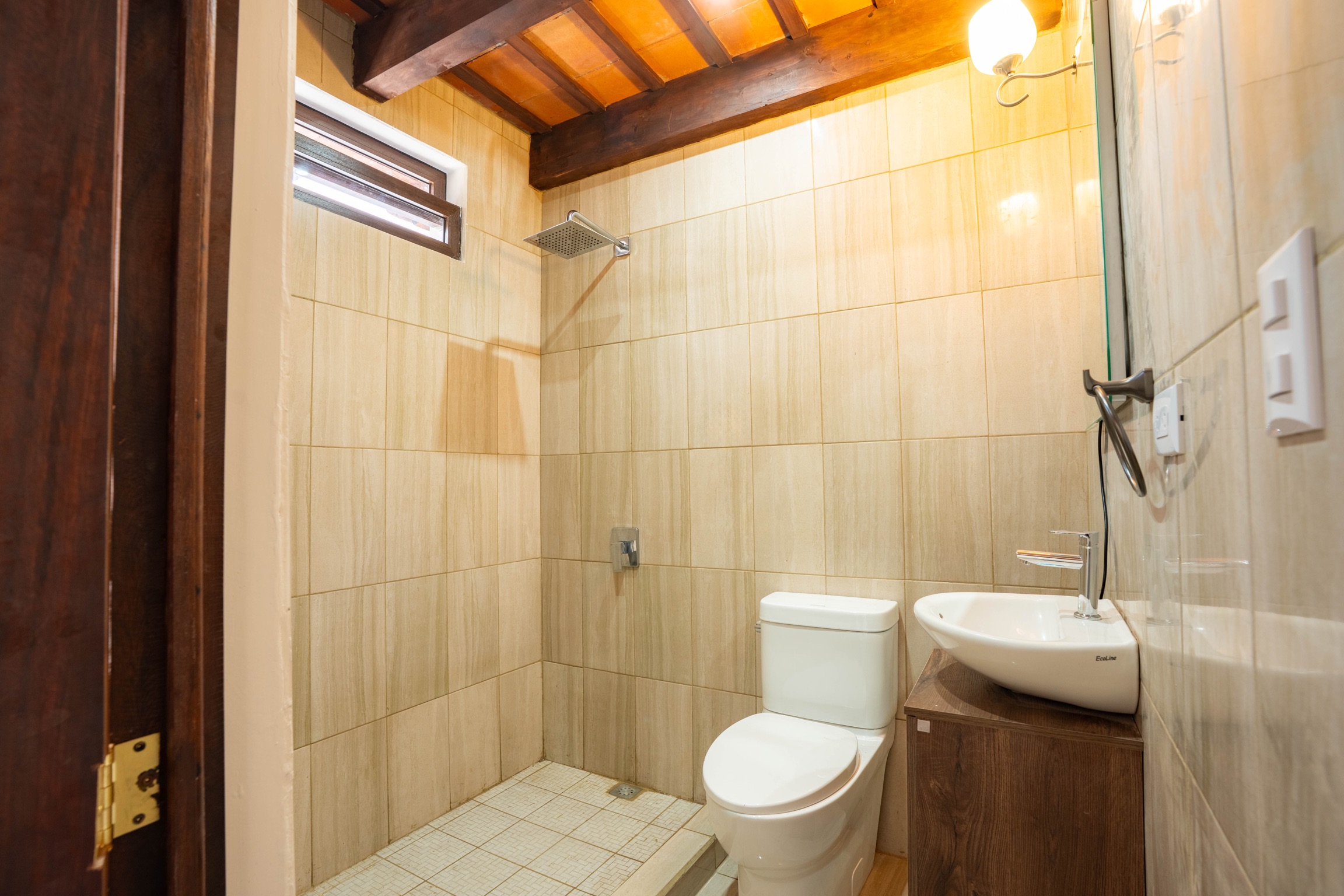 CASA EN VENTA EN ANTIGUA GUATEMALA