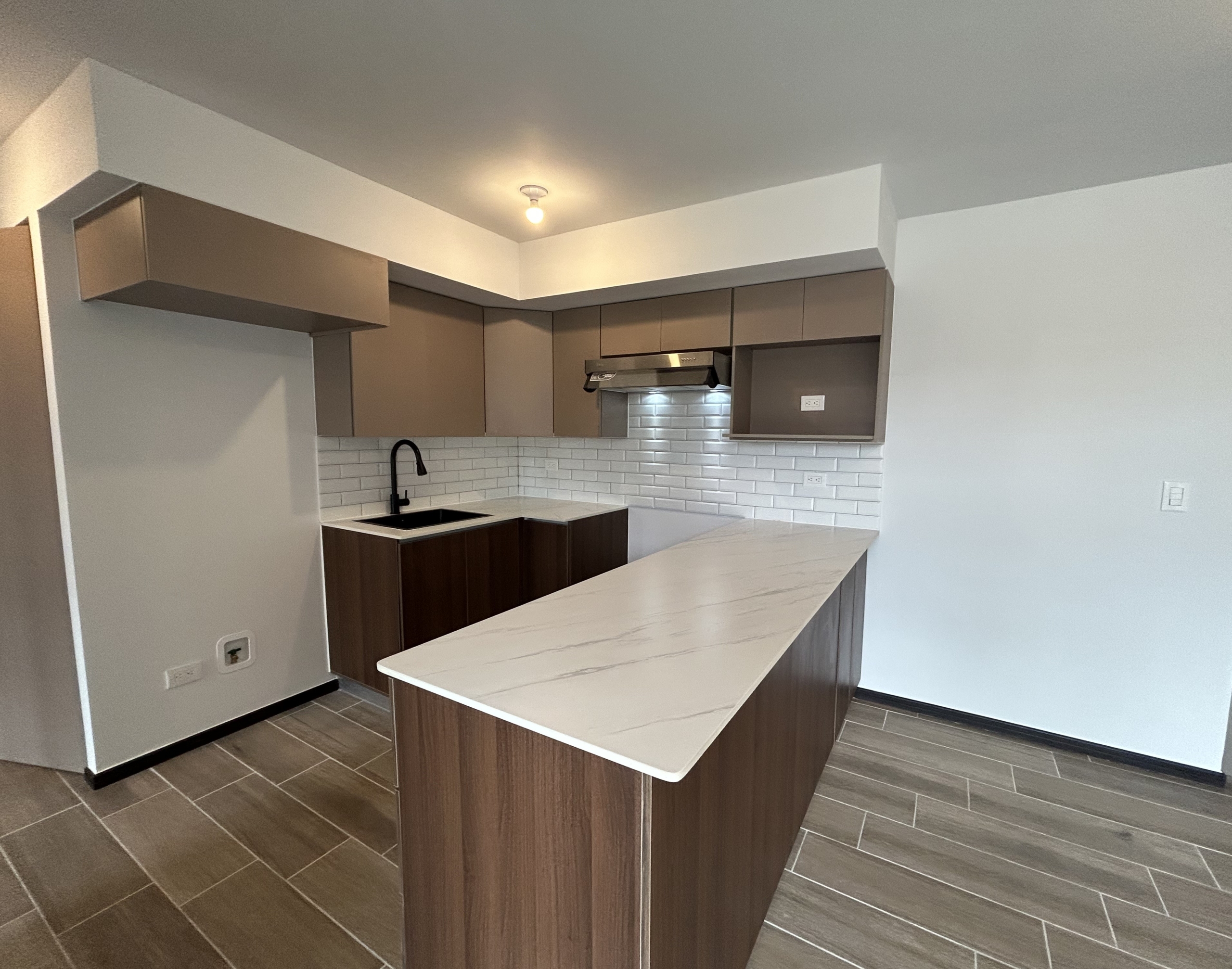 APARTAMENTO EN ALQUILER EN SANTO TOMAS MILPAS ALTAS, SACATEPÉQUEZ