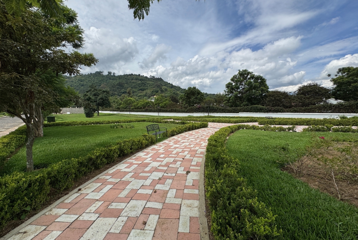 PASEO ANTIGUA AREAS COMUNES