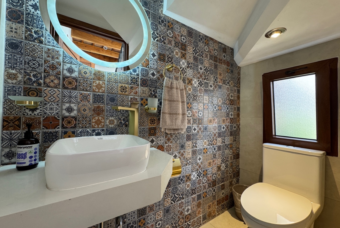 CASA AMUEBLADA EN ALQUILER EN ANTIGUA GUATEMALA