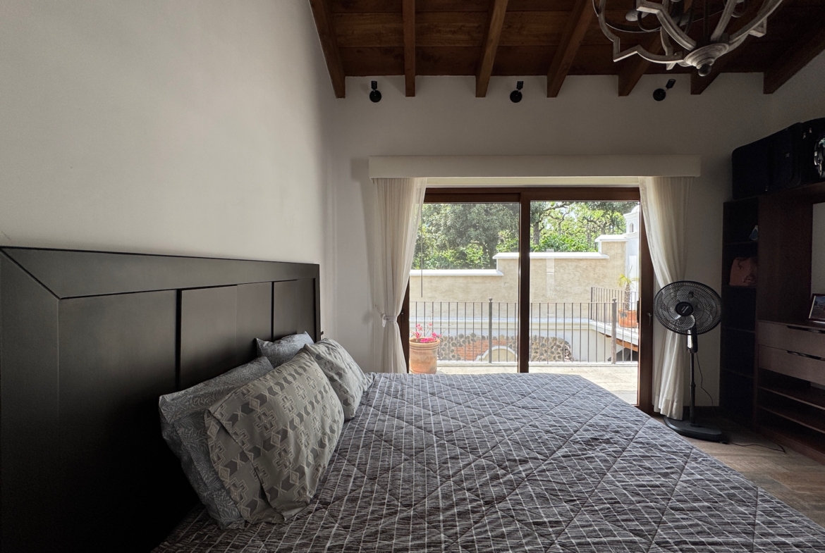 CASA AMUEBLADA EN ALQUILER EN ANTIGUA GUATEMALA